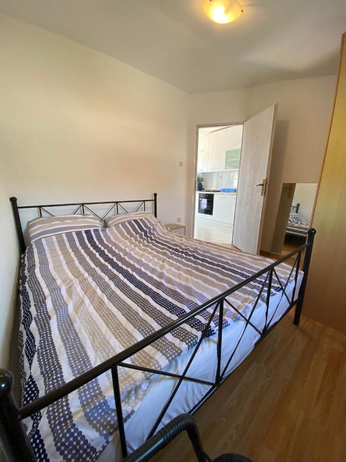 Beachfront Apartment 维尔 外观 照片