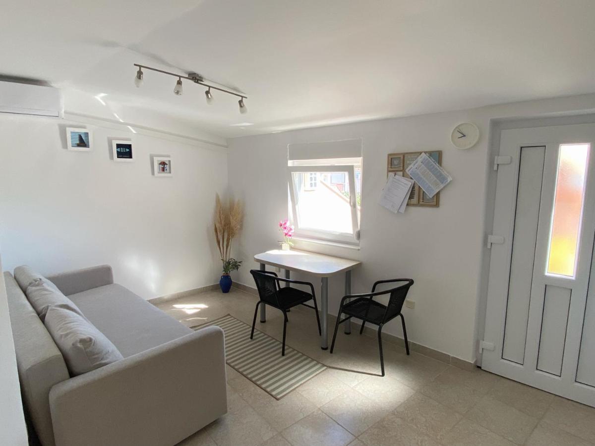 Beachfront Apartment 维尔 外观 照片